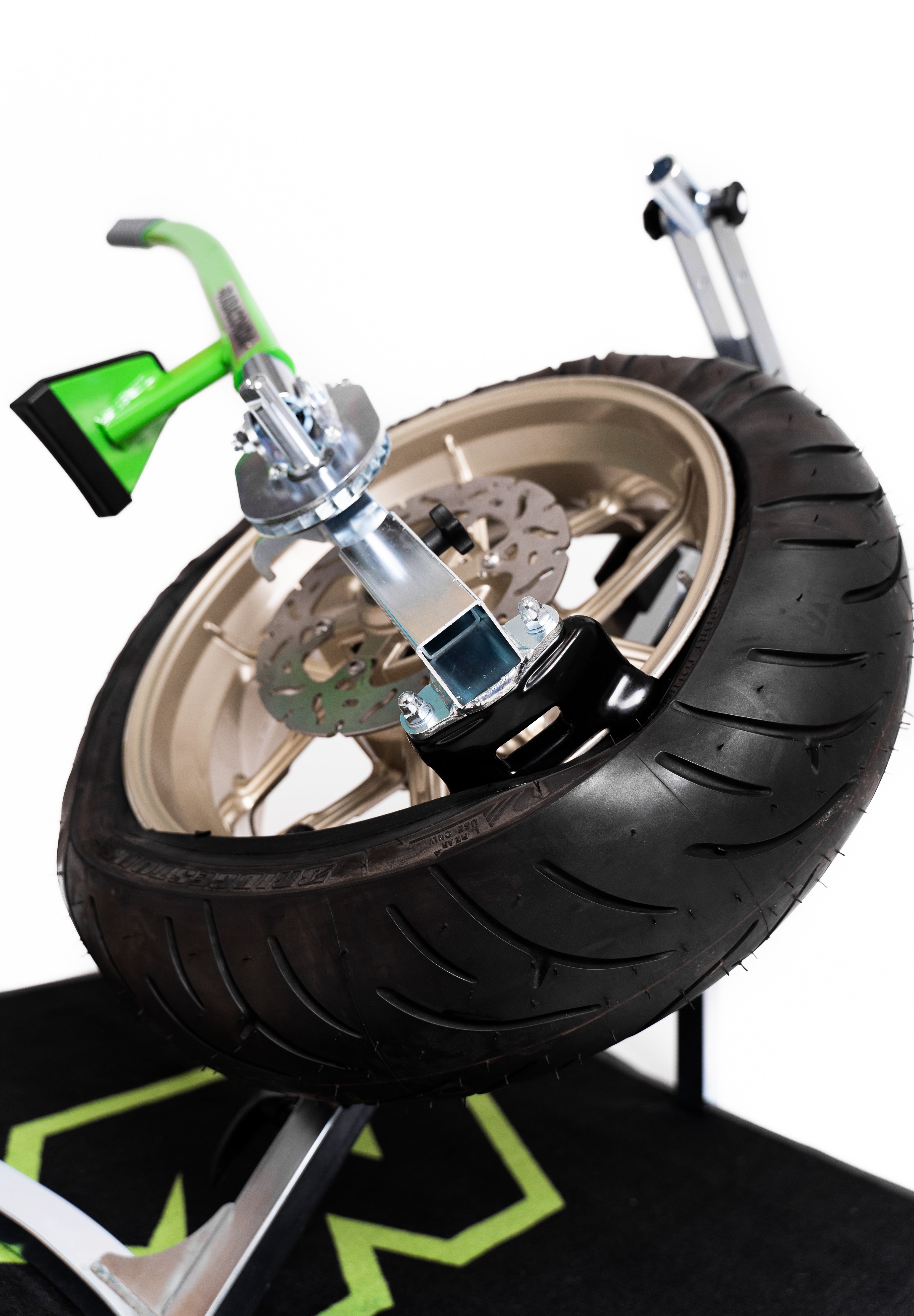 <span>Machine à pneu pour moto de route</span>